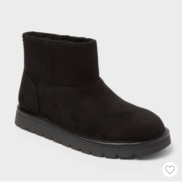 Universal Thread Shoes - Women's May Microsuede Boots with Memory Foam Insole - Universal Thread™
Black 7